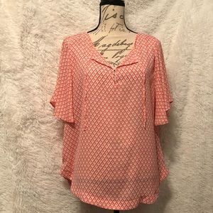 Stylus-Y-Neck-Blouse-Bat Wing Sleeves-Size Large🌷